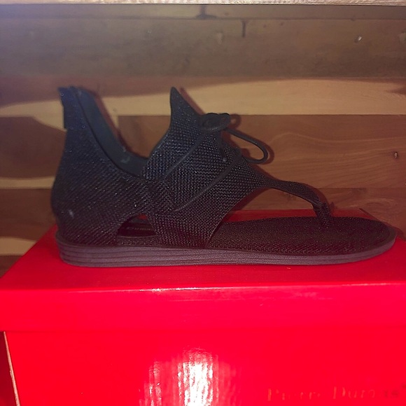 Pierre Dumas Black Sandals multiple sizes - Picture 6 of 7